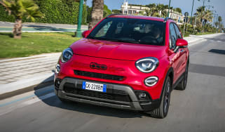 2022 Fiat 500X Hybrid - front tracking